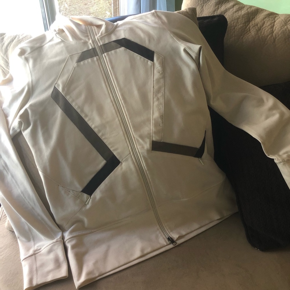 Lululemon jacket